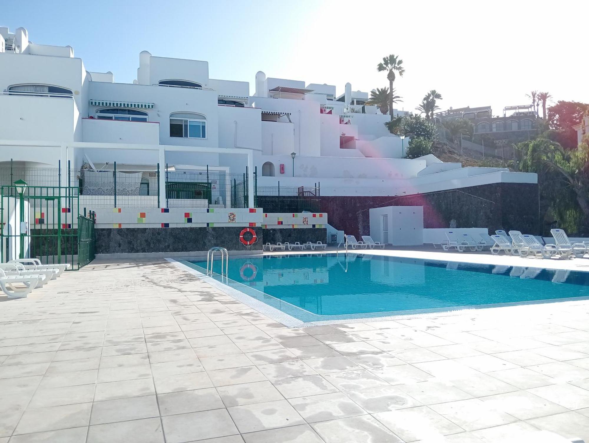 아데제 Royal Ocean View Aloha Garden 아파트 외부 사진